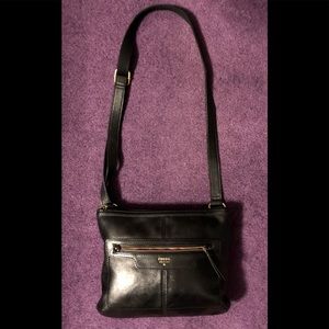 LIKE NEW FOSSIL BLACK LEATHER CROSSBODY SHOULDER BAG